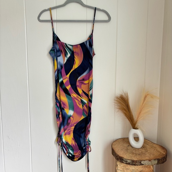 Timing Multicolor Abstract Dress - Picture 5 of 5